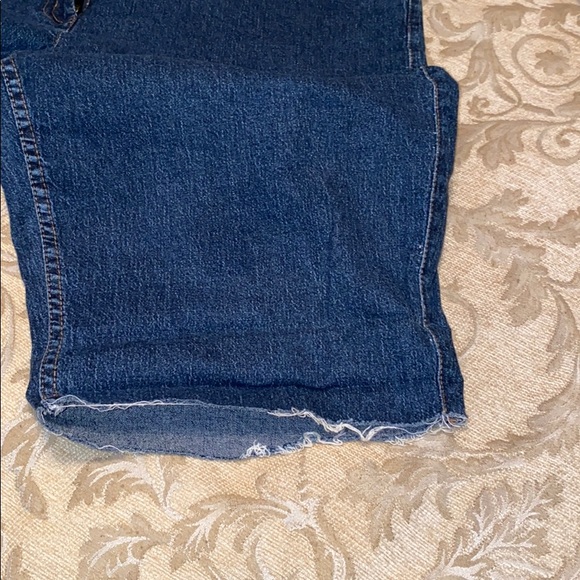 Van Heusen Denim Shorts 14 - Picture 8 of 8